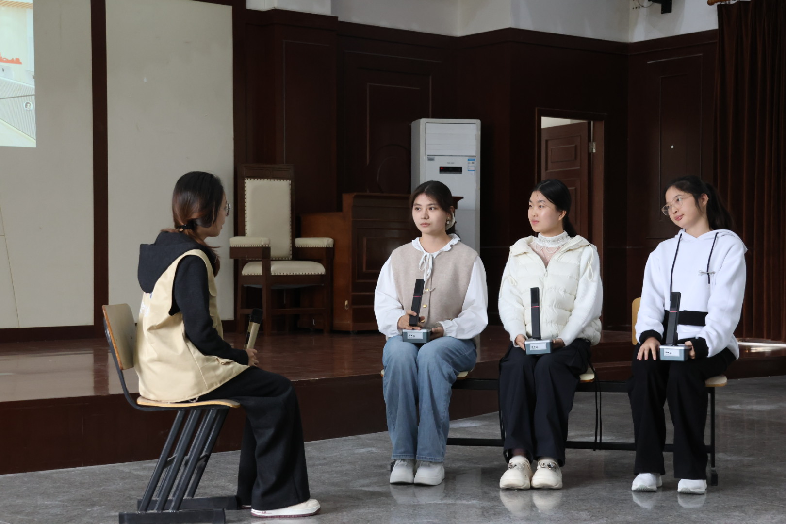 521A0591.JPG 521A0591.JPG